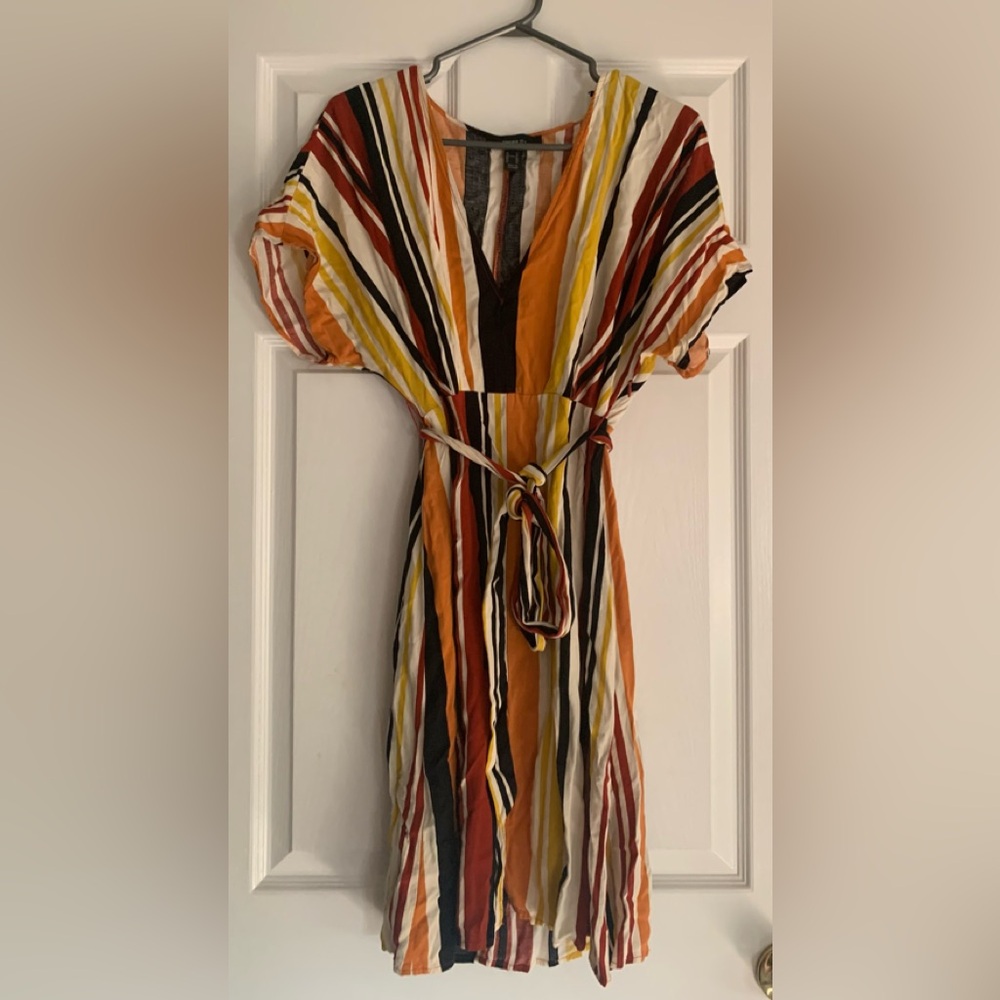 Gently Used Forever 21 striped sexy dress
